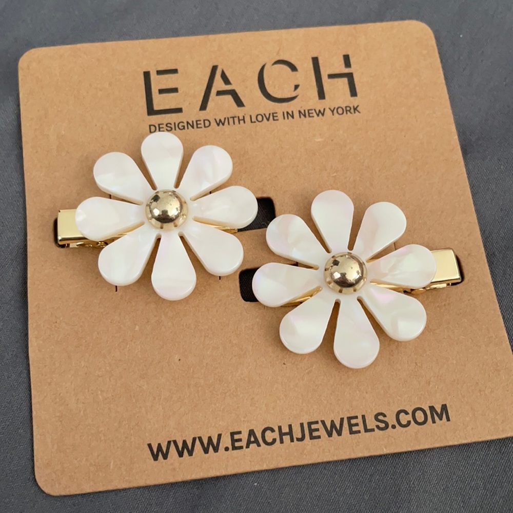 Each Jewels Flower Barrettes